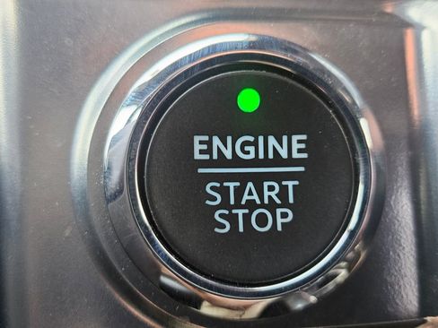 Used 2022 Ford F150 Lariat AWD/4WD image 31