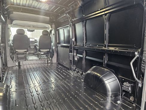 New 2026 RAM ProMaster 3500 w/ Quick Order Package 22G SLT image 12