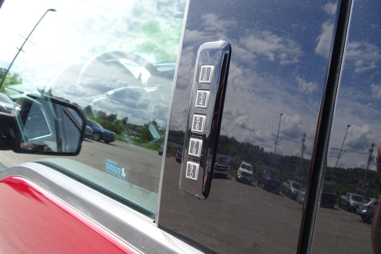 Used 2017 Ford F150 Lariat AWD/4WD image 15