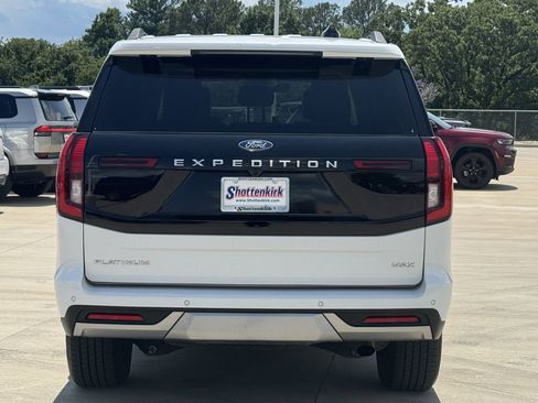 Used 2025 Ford Expedition Max Platinum AWD/4WD image 5