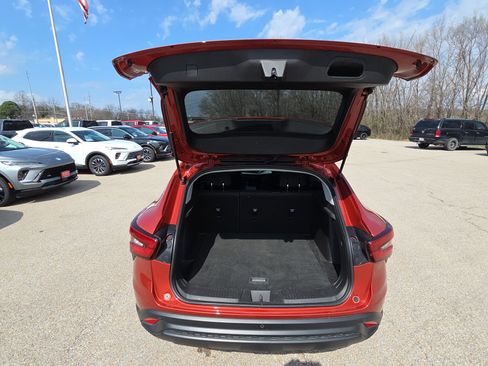 Used 2024 Chevrolet Trax LS w/ LS Convenience Package image 31