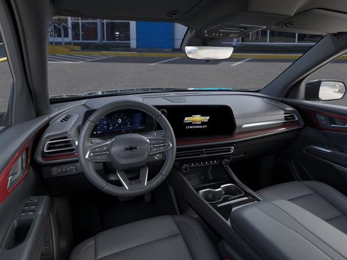 New 2026 Chevrolet Traverse Z71 w/ Driver Confidence Package image 15