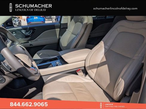 Certified 2023 Lincoln Aviator Reserve RWD image 11