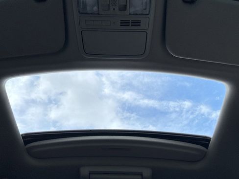 Used 2016 Honda Odyssey EX-L image 12