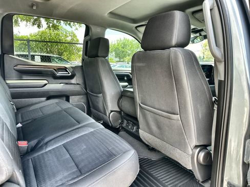 Used 2023 Chevrolet Silverado 1500 LT image 18