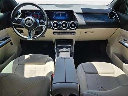 New 2026 Mercedes-Benz GLA 250 image 14