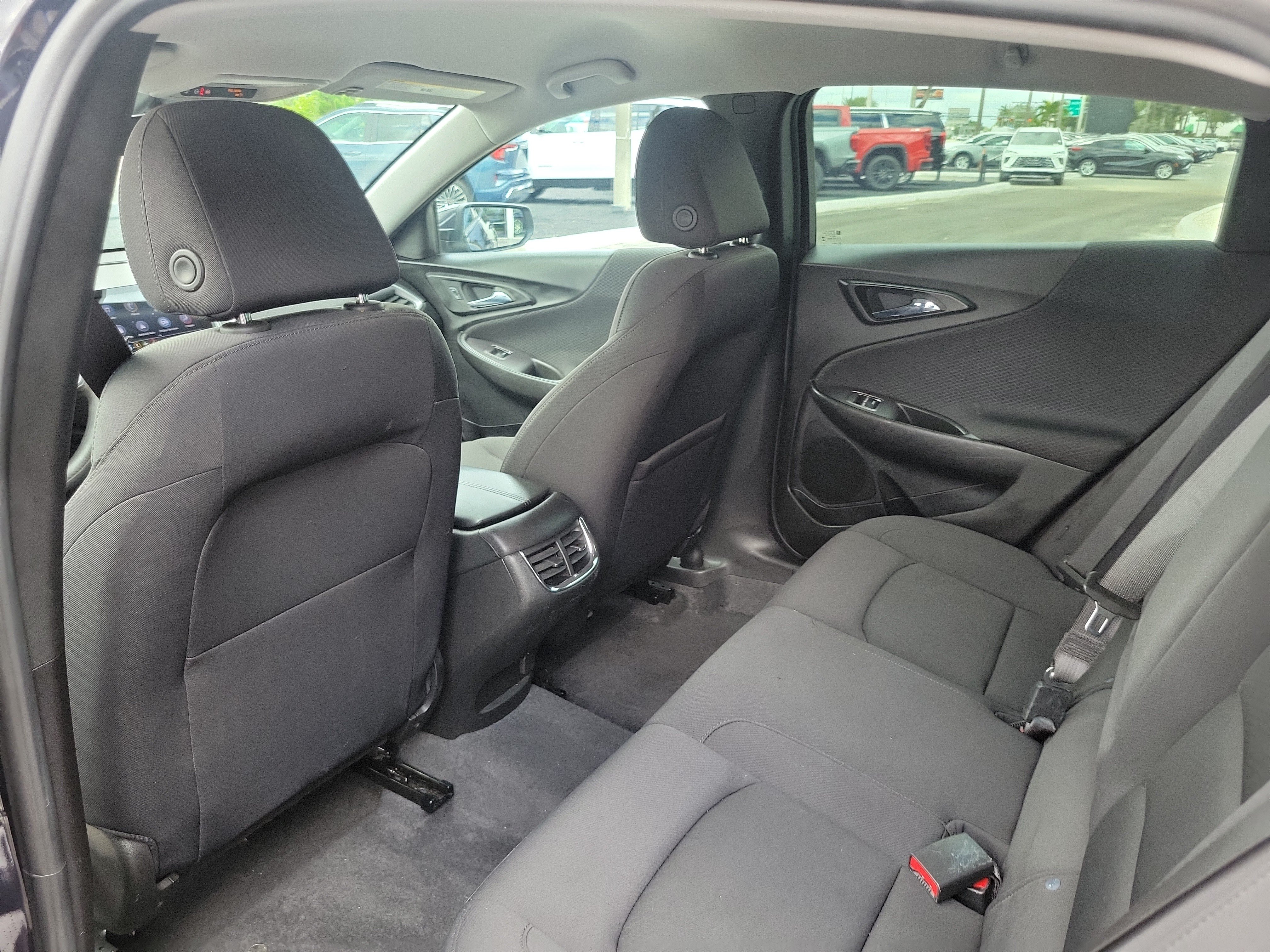 Used 2023 Chevrolet Malibu LT FWD image 14