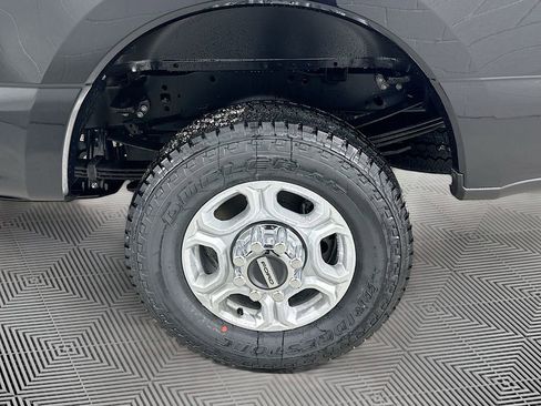 New 2026 Ford F350 XLT w/ XLT Premium Package AWD/4WD image 16