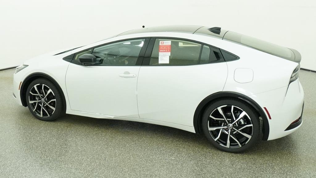 New 2026 Toyota Prius Plug-In Hybrid w/ Limited Premium Package FWD image 25