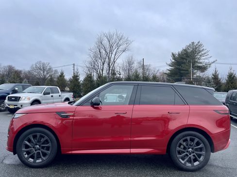 Used 2024 Land Rover Range Rover Sport Dynamic SE image 8