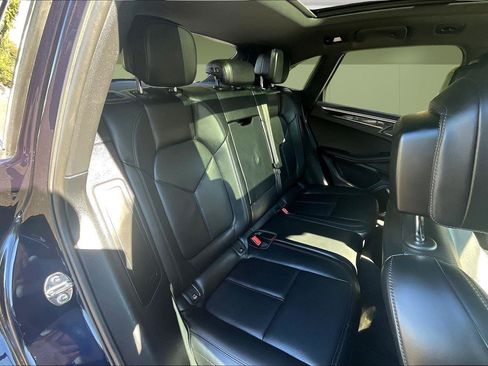 Used 2021 Porsche Macan S image 29