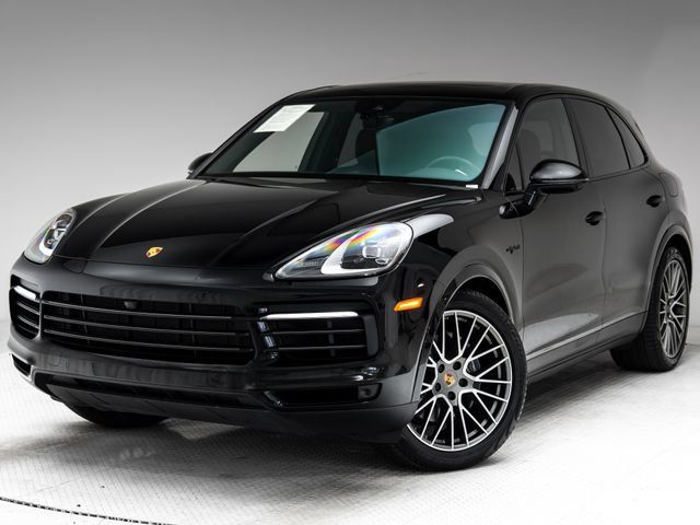 Certified 2023 Porsche Cayenne Platinum Edition AWD/4WD image 1