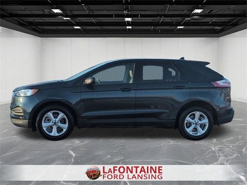 Used 2024 Ford Edge SE image 2