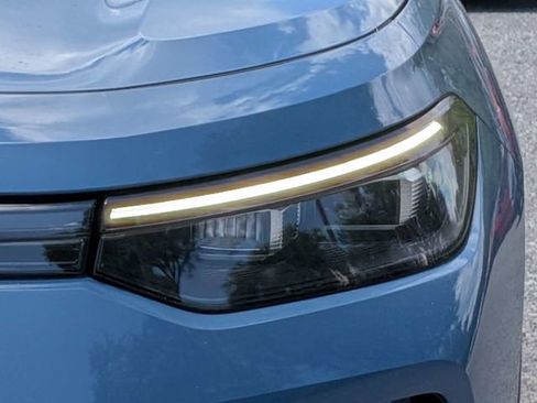 New 2026 Volkswagen Tiguan SE FWD image 7