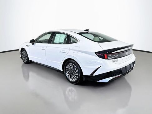 Used 2025 Hyundai Sonata SEL FWD image 6