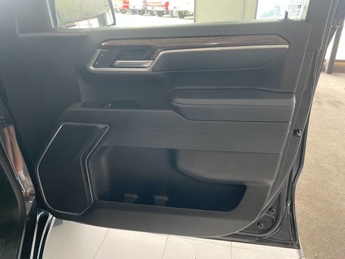 Used 2022 GMC Sierra 1500 Elevation image 29