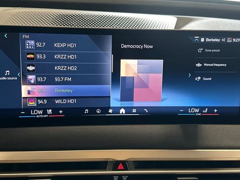 Used 2024 BMW iX xDrive50 w/ Convenience Package AWD/4WD image 18