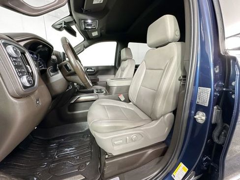 Used 2019 GMC Sierra 1500 SLT w/ SLT Premium Plus Package AWD/4WD image 18