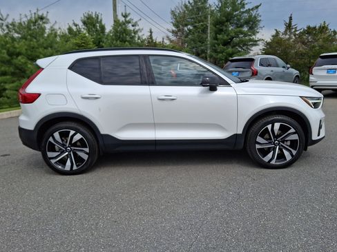 Certified 2023 Volvo XC40 B5 Plus w/ Protection Package Premier AWD/4WD image 8