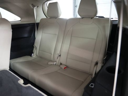 Used 2017 Acura MDX FWD image 36