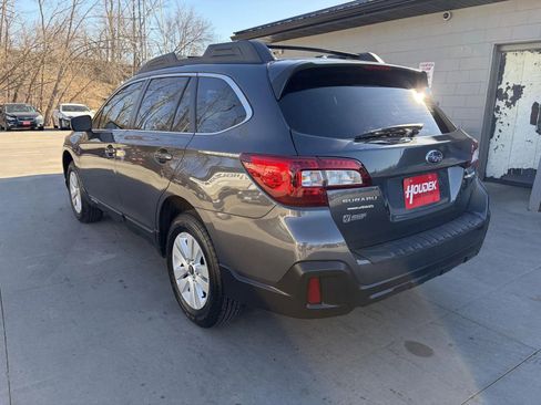 Used 2019 Subaru Outback 2.5i AWD/4WD image 6