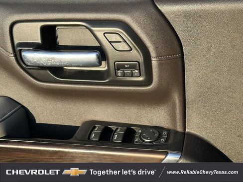 Used 2021 GMC Sierra 1500 SLT AWD/4WD image 26