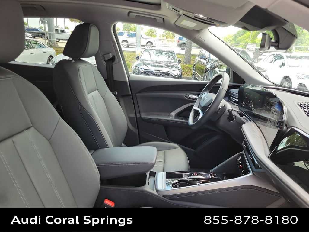 Used 2025 Audi Q5 Premium w/ Convenience Package AWD/4WD image 22
