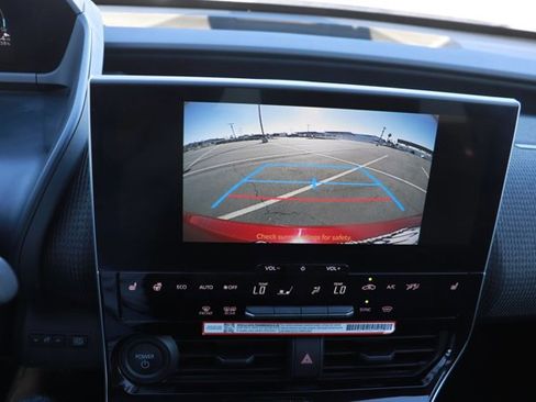 Used 2024 Toyota bZ4X XLE image 27