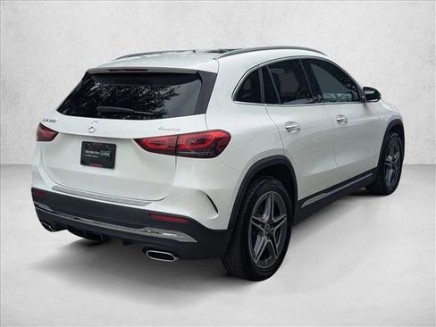 Used 2022 Mercedes-Benz GLA 250 4MATIC image 5