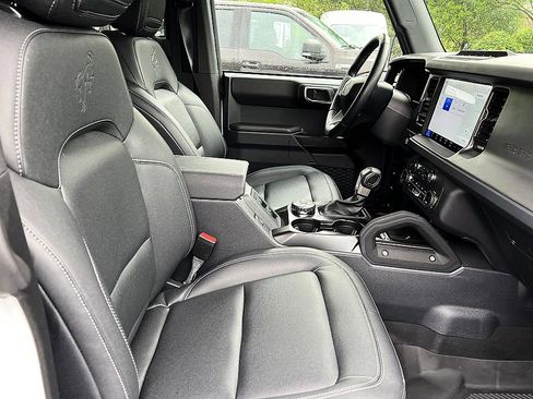 Used 2025 Ford Bronco Badlands AWD/4WD image 21