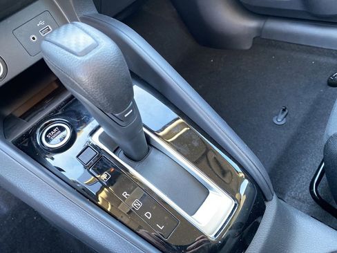 New 2025 Nissan Versa SV w/ Trunk Package image 19