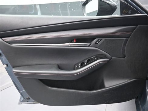 Used 2024 MAZDA MAZDA3 s image 11