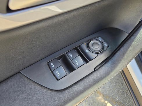 Used 2025 Chevrolet Blazer LT AWD/4WD image 15