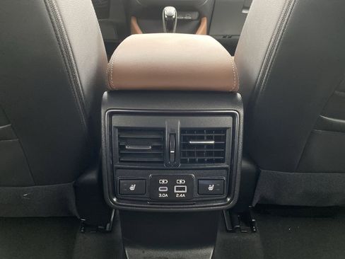 Used 2025 Subaru Forester Touring image 22