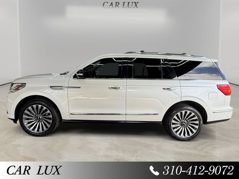 Used 2019 Lincoln Navigator Reserve AWD/4WD image 2