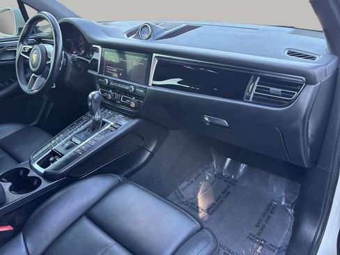 Used 2019 Porsche Macan image 6