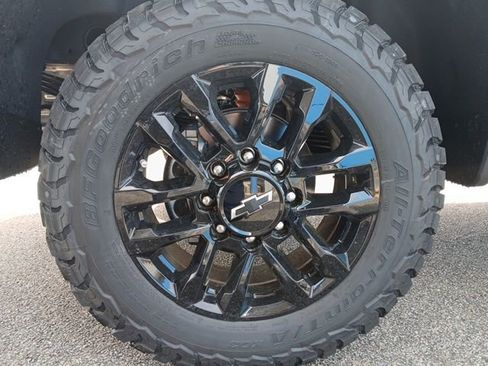 New 2026 Chevrolet Silverado 2500 LTZ w/ Trail Boss Package AWD/4WD image 5