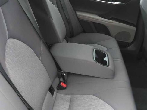 Used 2023 Toyota Camry LE FWD image 5