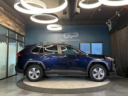 Used 2024 Toyota RAV4 XLE w/ Convenience Package AWD/4WD image 2