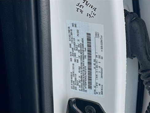 Used 2020 Ford F150 Lariat w/ Equipment Group 502A Luxury AWD/4WD image 33