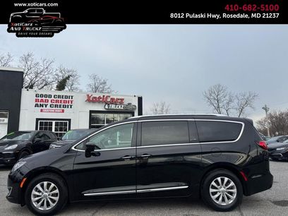 Used 2019 Chrysler Pacifica Touring-L w/ Advanced Safetytec Group