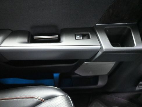 Used 2024 Ford F250 Lariat image 38