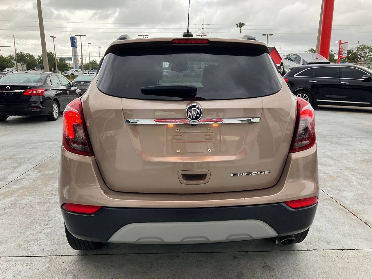 Used 2019 Buick Encore Preferred FWD image 3