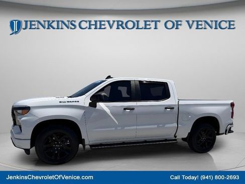 Certified 2025 Chevrolet Silverado 1500 Custom RWD image 7