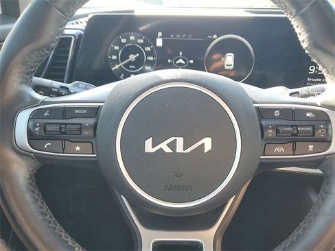 Certified 2023 Kia Sportage SX image 25