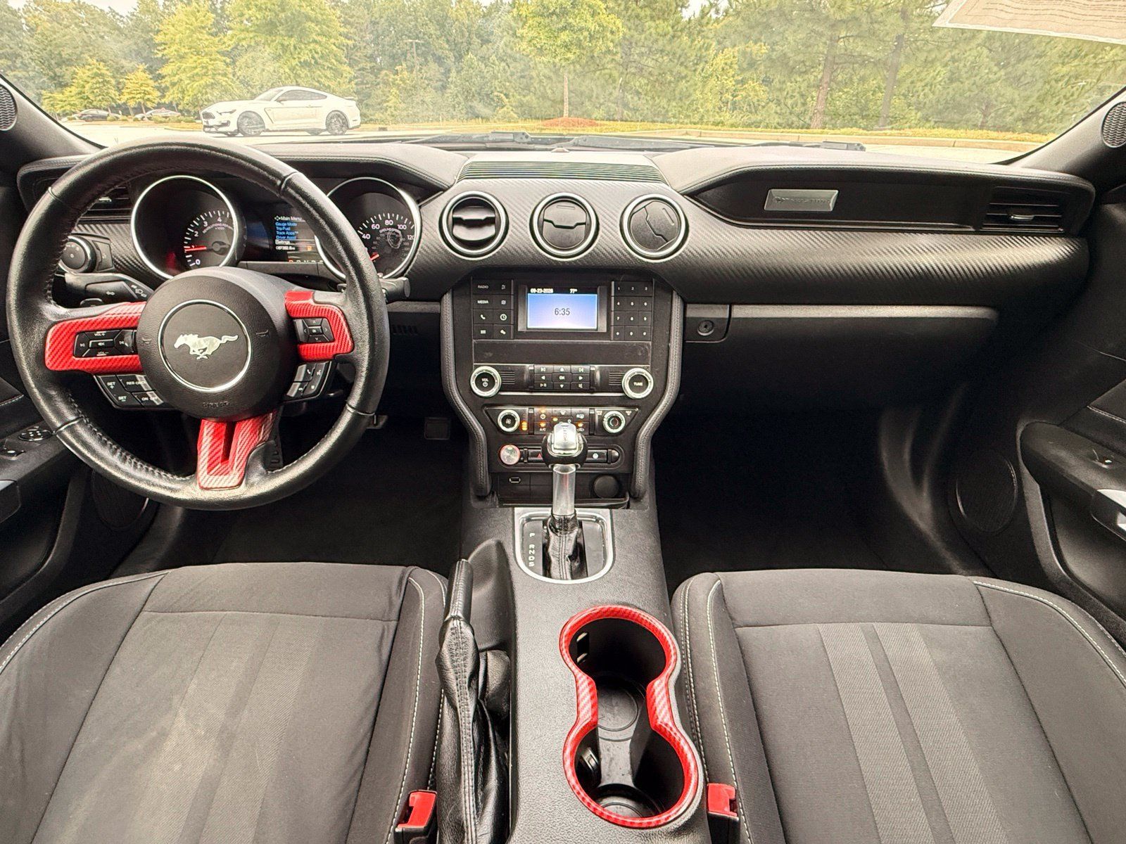 Used 2019 Ford Mustang Coupe RWD image 23