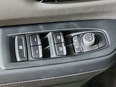 Used 2025 Subaru Forester Sport w/ Popular Package AWD/4WD image 16
