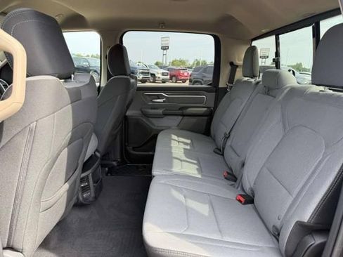 Used 2019 RAM 1500 Big Horn AWD/4WD image 13