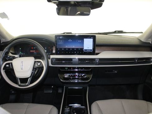 Used 2025 Lincoln Corsair Grand Touring w/ Equipment Group 301A image 13