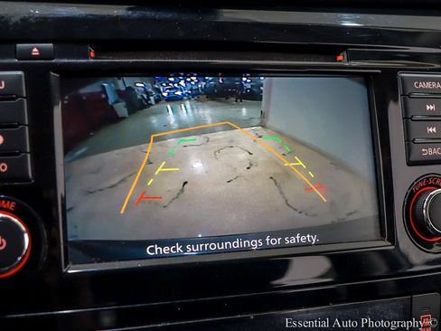 Used 2020 Nissan Rogue SV AWD/4WD image 21